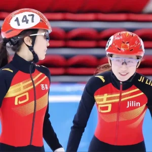 Adjustable Short Track Speed Skating Blades with PC+EPS Wheel
