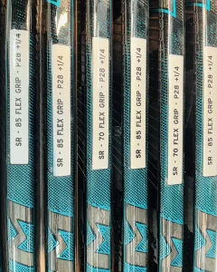 China Factory Direct Supply Full Carbon Fiber Hockey Stick for Adult and Youth Training and Competition