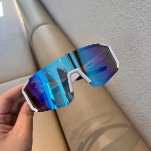 New Fashion Cycling Skiing Windproof Colorful Outdoor Goggles UV400 Wrap Surround Sports Rimless Sunglasses