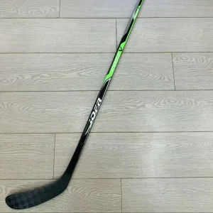 OEM Carbon Fiber Ice Hockey Sticks with Custom Team Logo