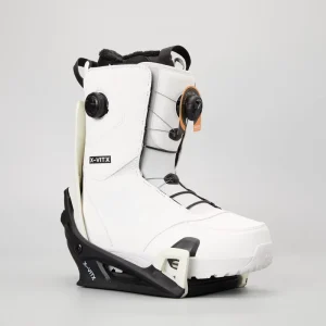 Snowboard Bindings and Boots Step on Set