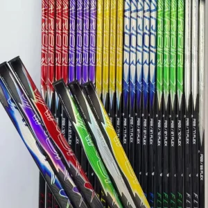 Suppliers Provide High-Quality Ice Hockey Sticks Made of Ultra-Light Carbon Fiber with Multiple Models to Choose From